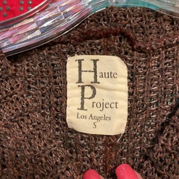 Think brown sweater with button detail - Picture 7 of 7